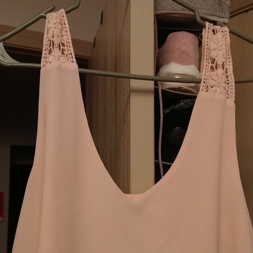 crop top - Picture 2 of 3